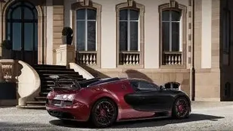 跑道惊险一幕：保洁人员横穿遭撞击，官方紧急发布通报！